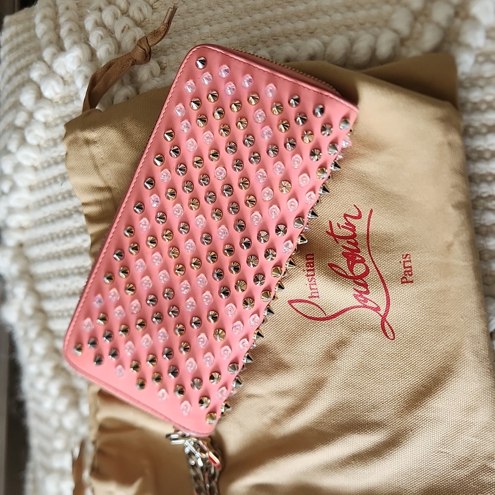 CHRISTAIN LOUBOUTIN stunned wallet - Picture 3 of 12